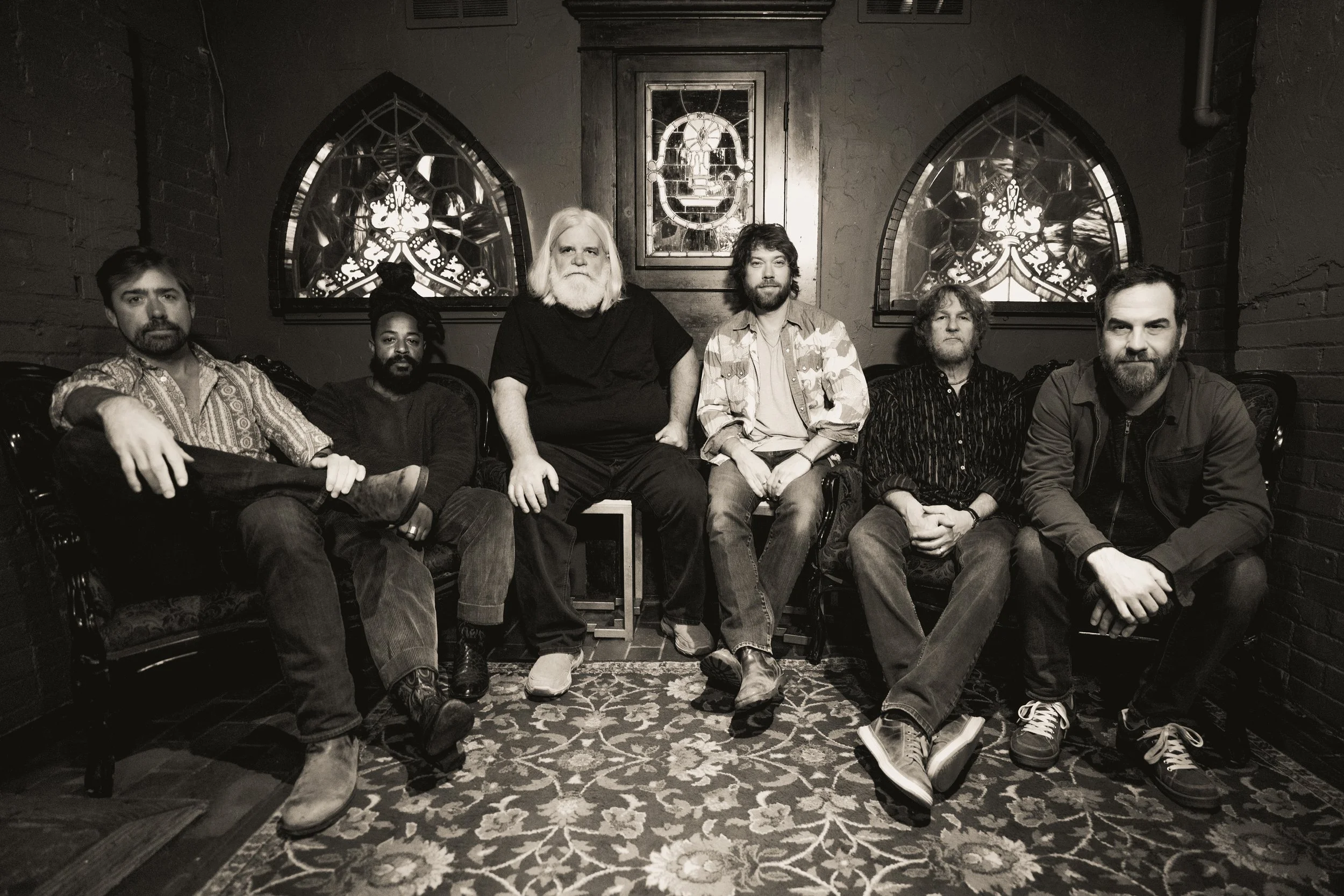 LeftoverSalmon-20221126-108200-©TobinVoggesser-10mb.jpg