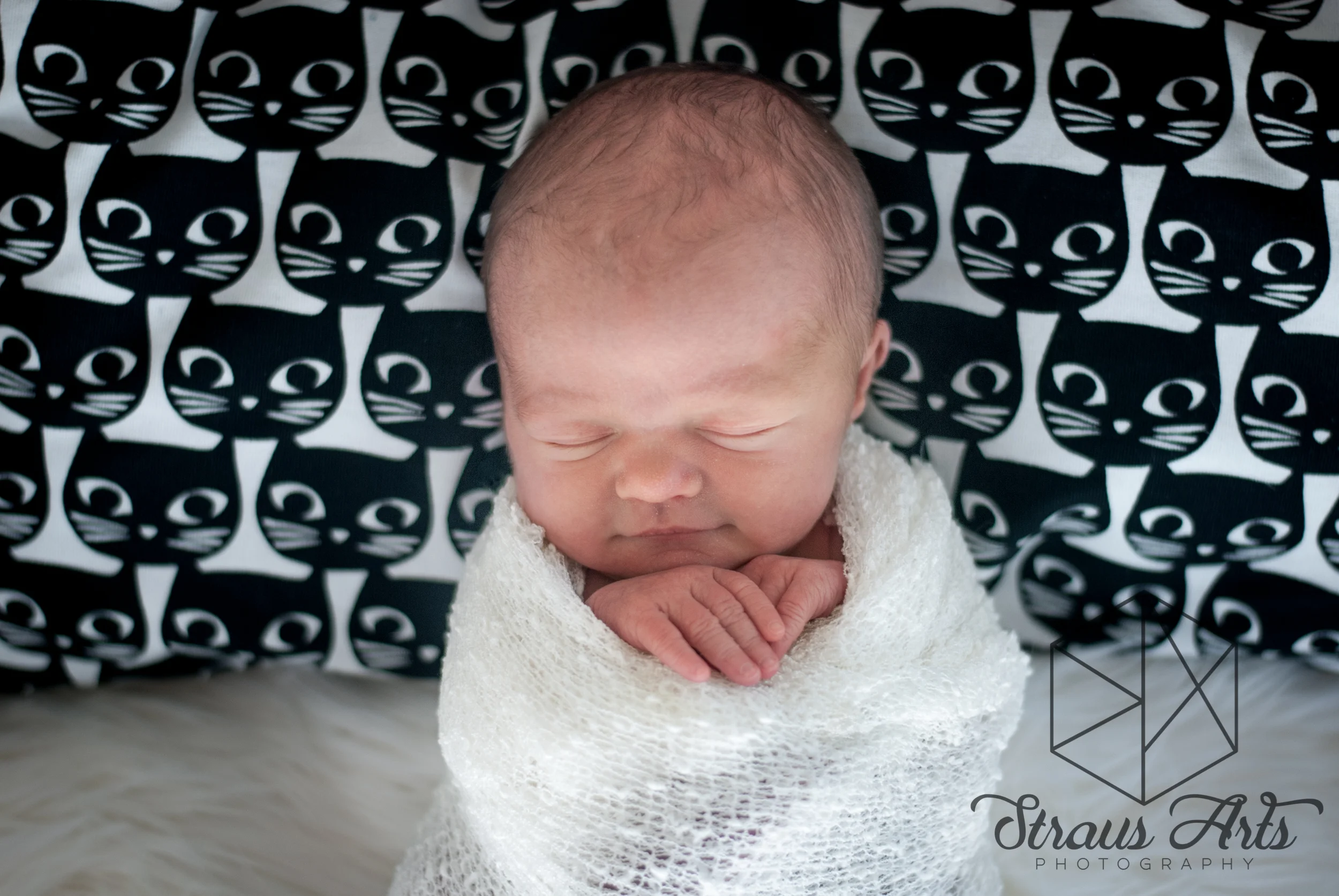 Straus Arts Photography: Lifestyle Newborns. Sweet little Hazel
