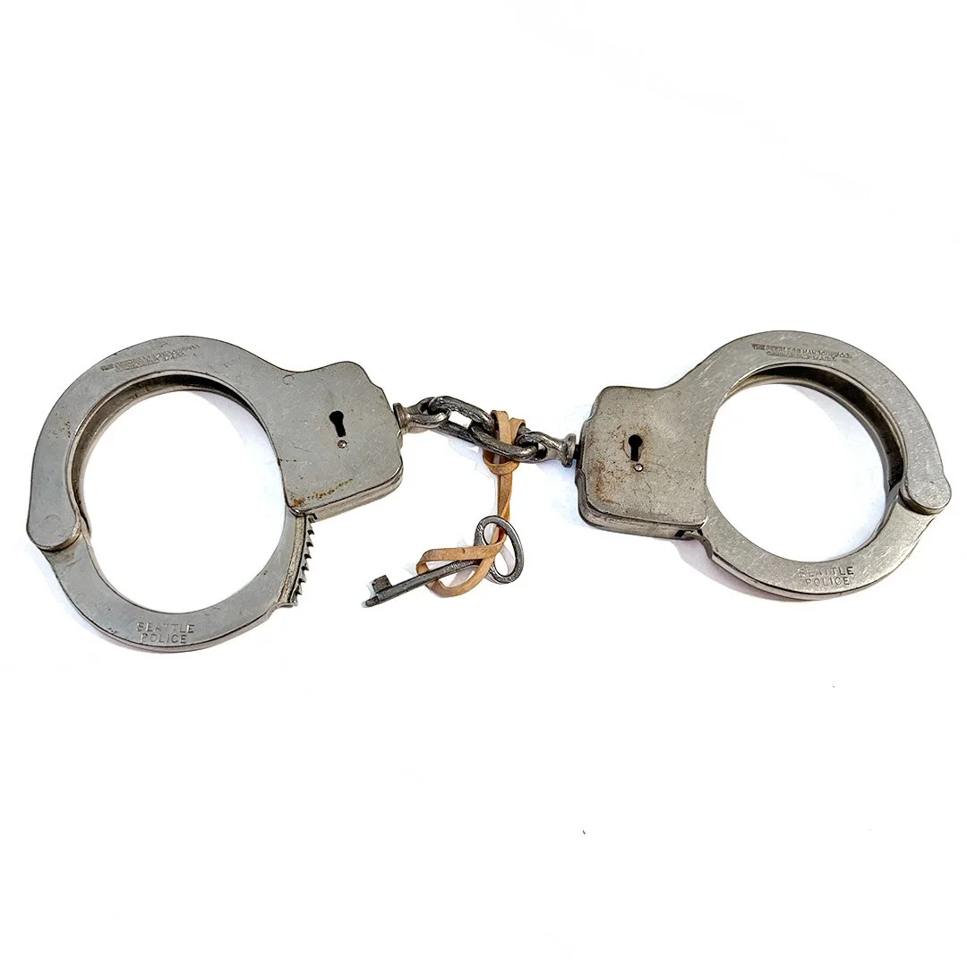 peerless seatle police.jpg