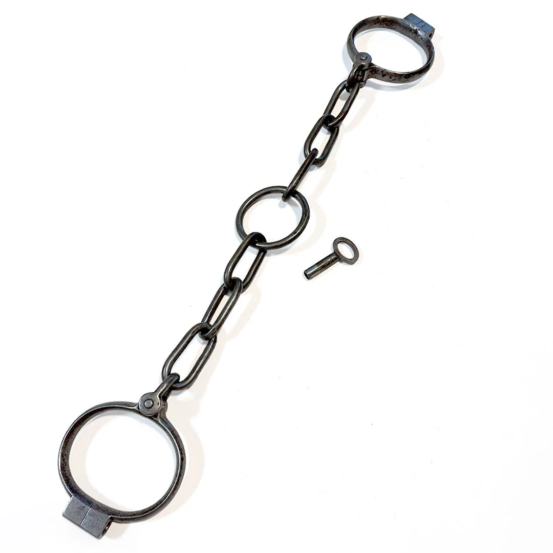 Manhurin French Heavy Convict Leg Iron 1.jpg