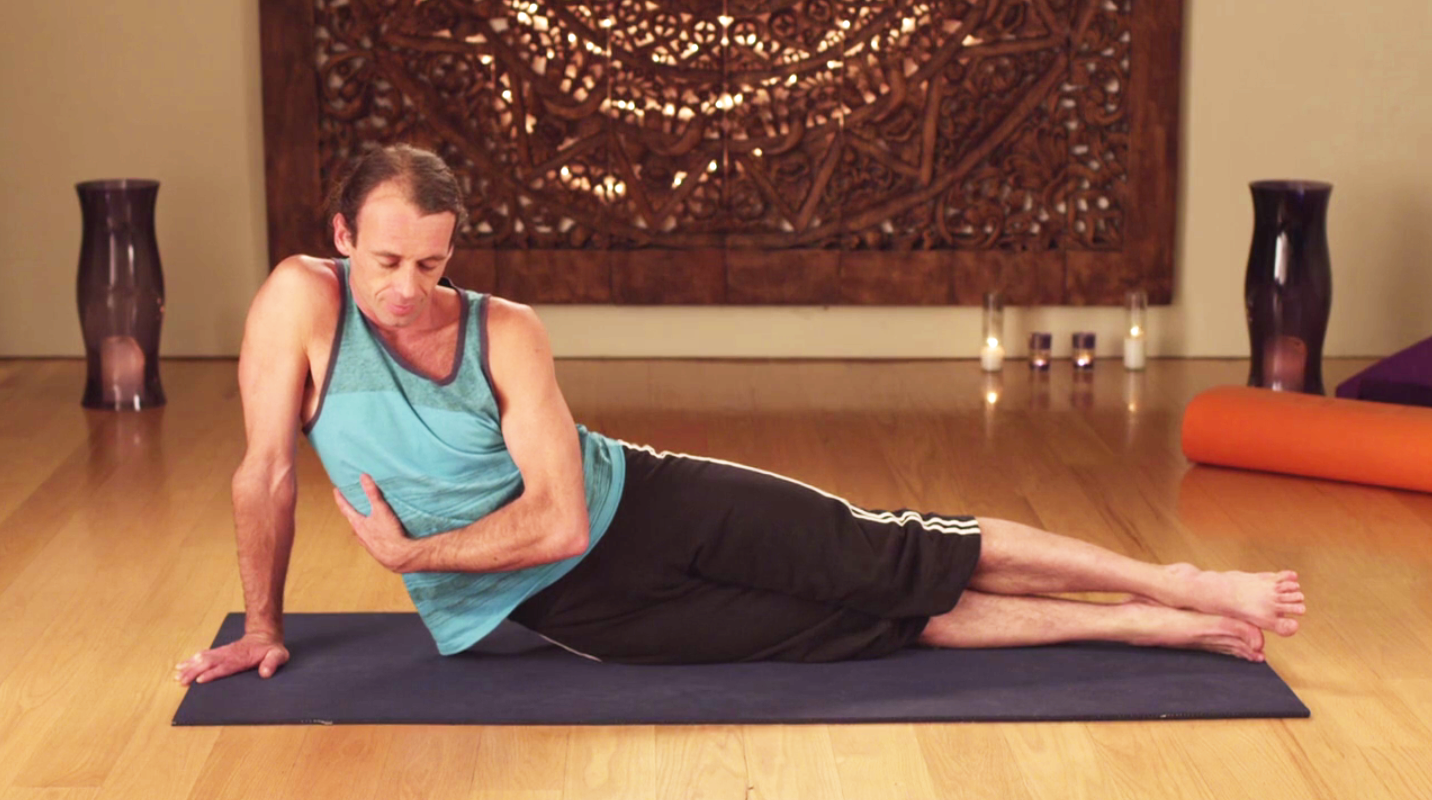 GUIDED MID BACK PAIN PREVENTION EXERCISES Stretching, strengthening, and rotating your side muscles, lower back, and shoulders to help create space and relax the mid-back.