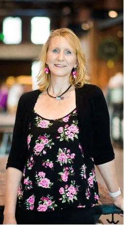 Meet Jen, Her Story Could Be Yours |  Client Story | Pivoting a Business Online for Women