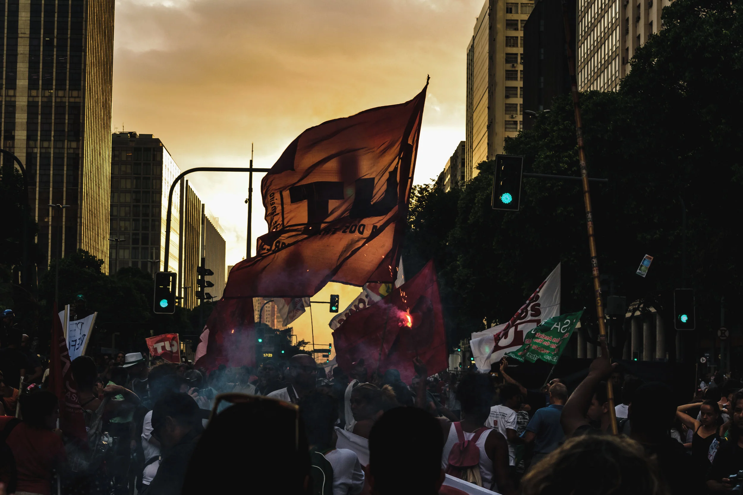 Since President Dilma of the left leaning workers party was impeached last year on charges of budget misuse, anti-establishment protests have swelled in Brazil in opposition to the pro-business government of President Michael Temer. With Brazil's most popular socialist president Luiz Inácio Lula da Silva sentenced to 9 and a half years in prison, it will likely only get worse.