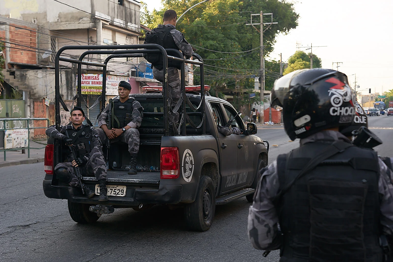 Soldier's from a special operations police unit, the Choque, leave Cidade de Deus following an operation related to the search for the killers of Military Police Captain Anderson Azevedo Galvao. (Photo C.H. Gardiner)