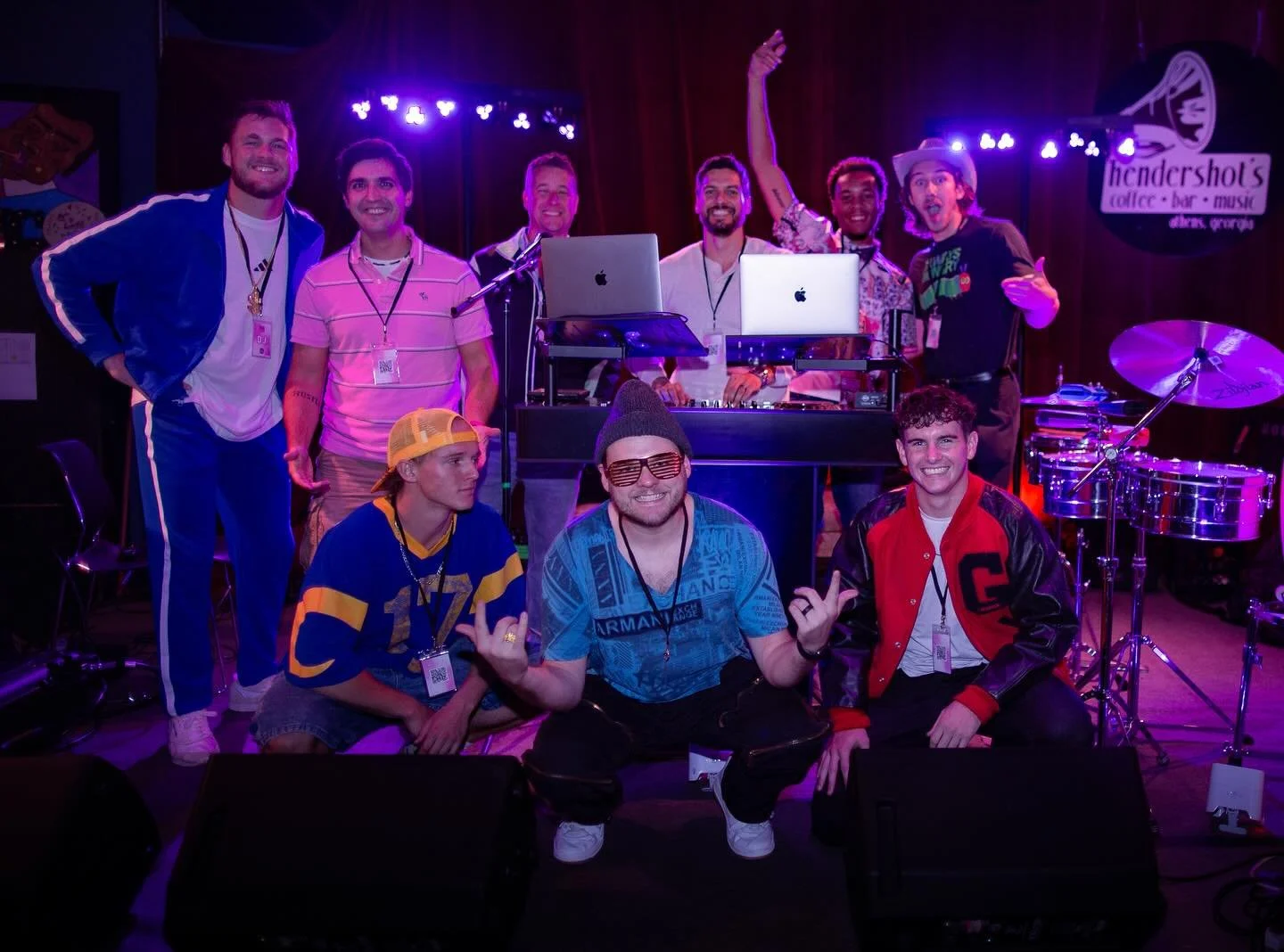 🎊 Y2K Party!! 💃

Thank you to everyone who came out to dance with us this past Friday! So much fun and more to come soon! 

Any ideas what our next themed party should be? 👀