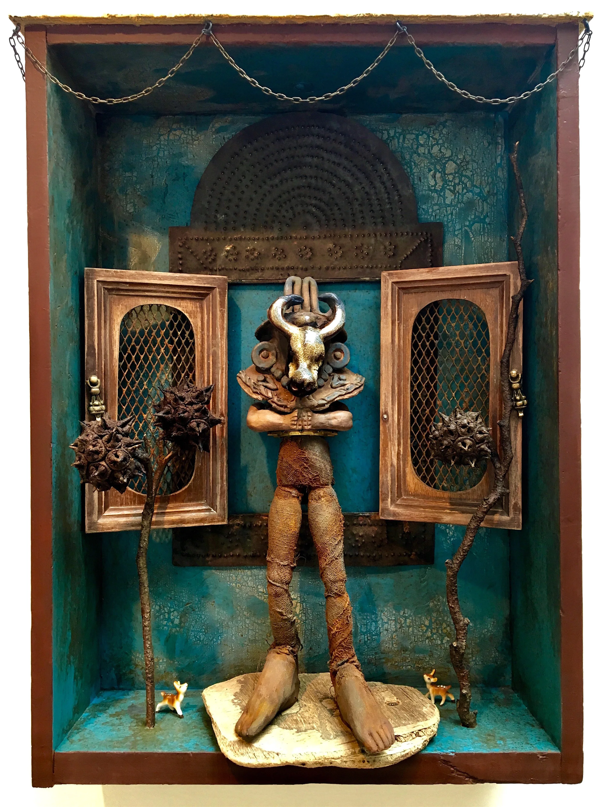 Assemblage artist Dianne Hoffman uses lost and discarded objects to create deep dwellings for her fanciful creatures, inviting you in to see every last beautiful detail. Her vintage materials (such as dolls, drawers, and even car parts) have a story of their own, and Dianne often puts them to surprising use.