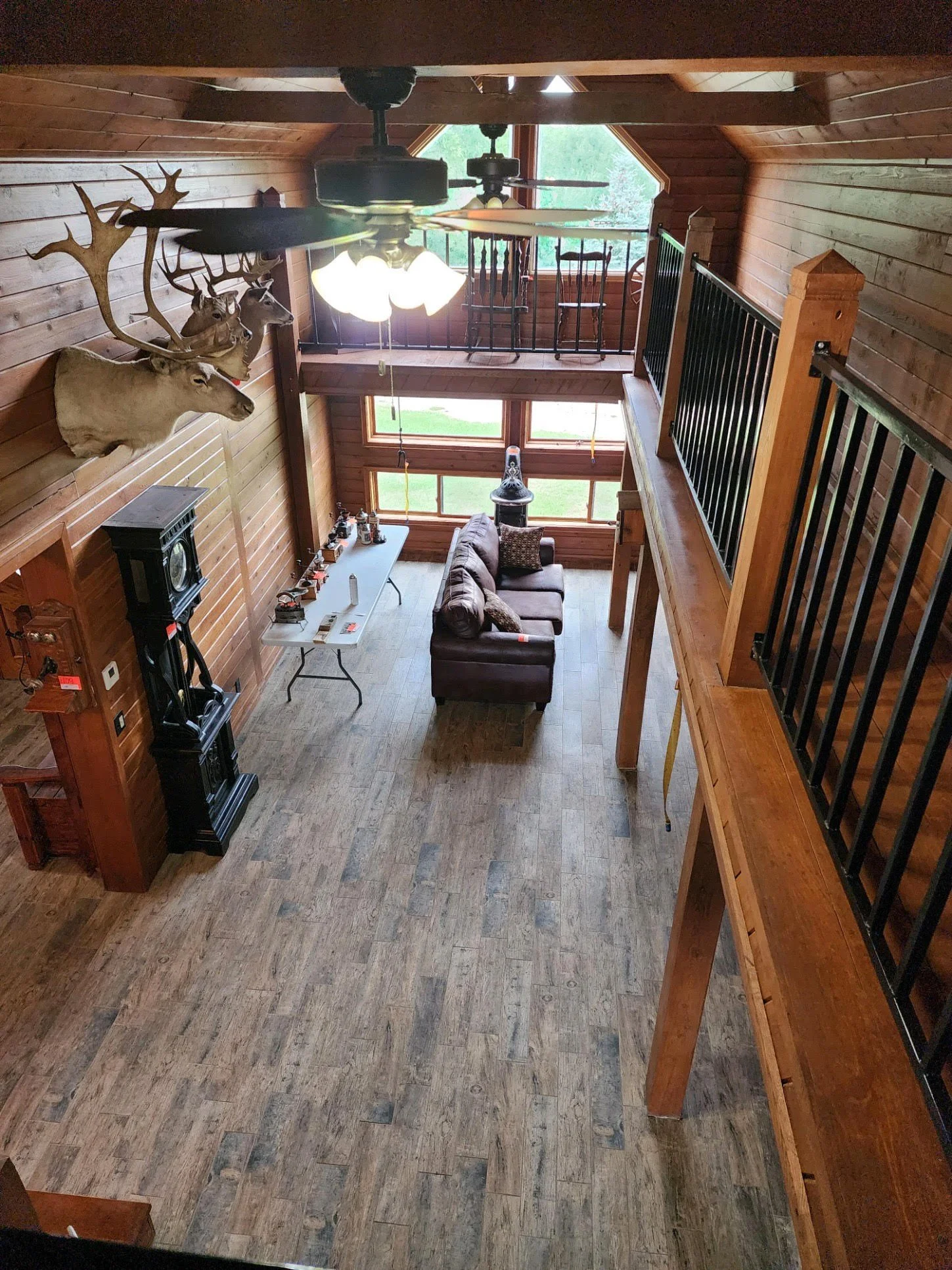 Aug 1822 Heisler Real Estate Gallery — Bachmann Auctioneers LLC.