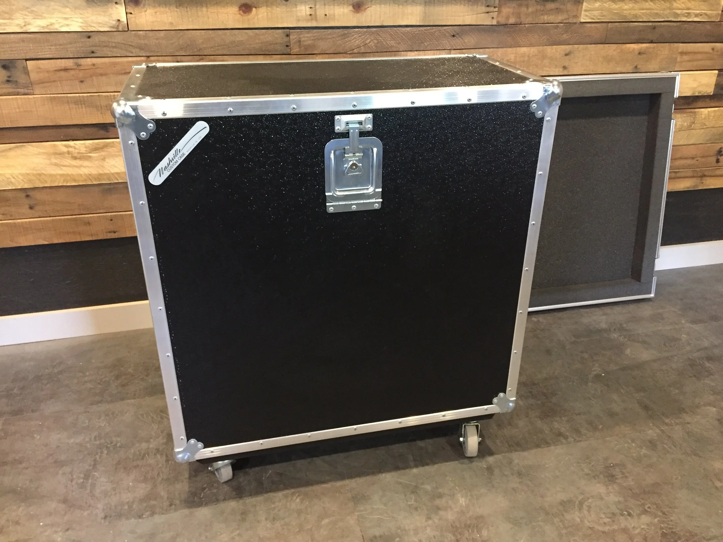 Live-In 410 Cab Case - Back.JPG