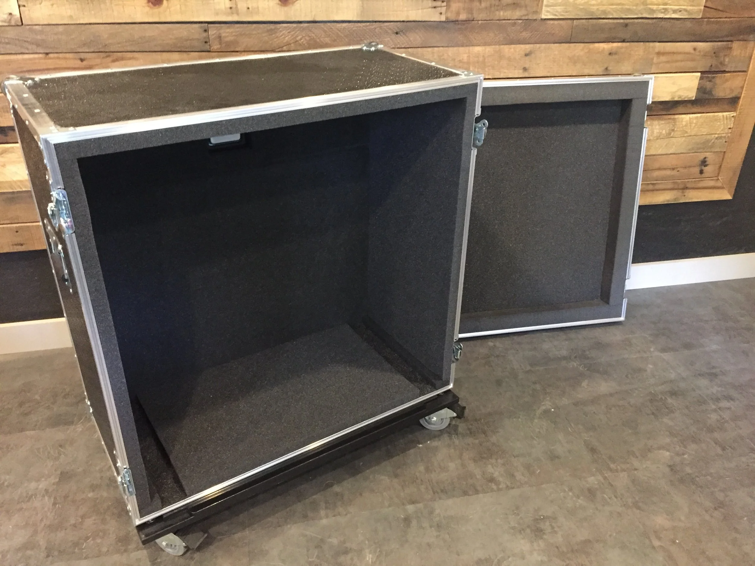 Live-In 410 Cab Case - Front.JPG