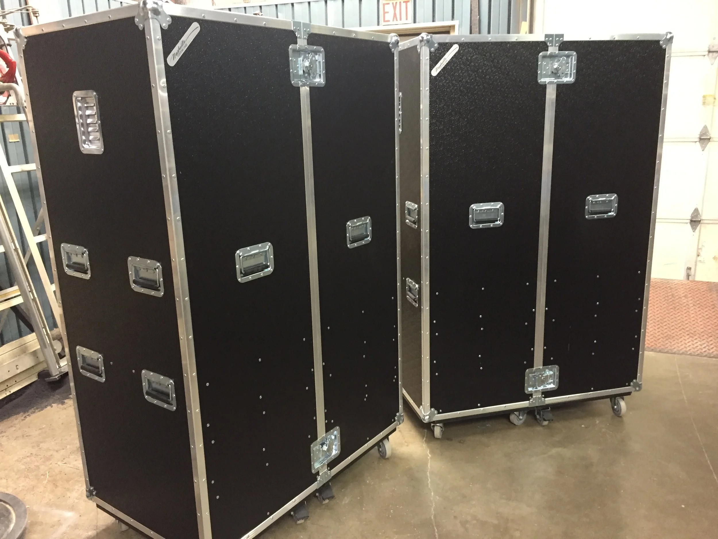 6-Drawer Clamshell Wardrobe - Closed.JPG