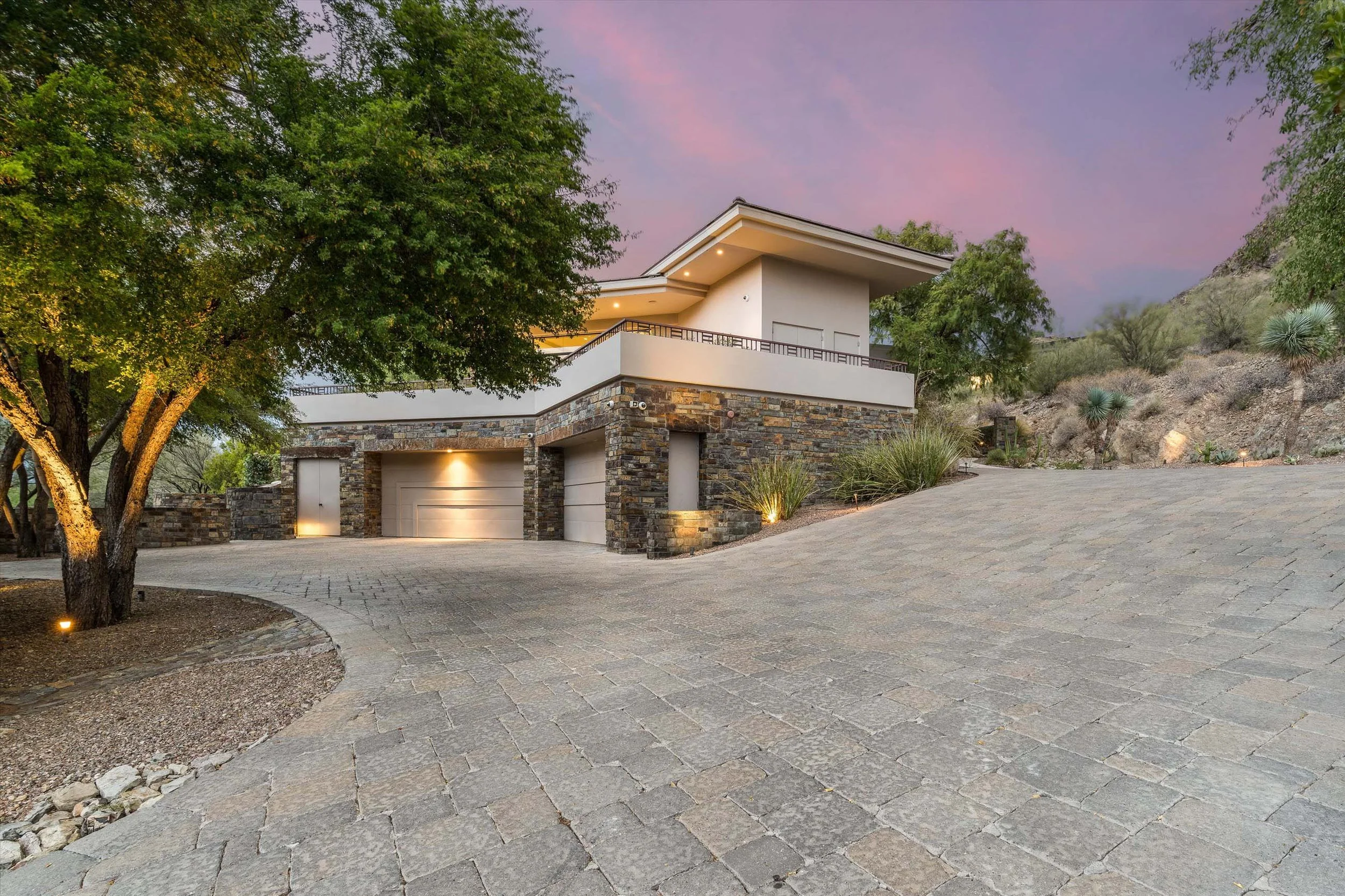10-7451 N. Las Brisas Lane (10 of 91).jpg