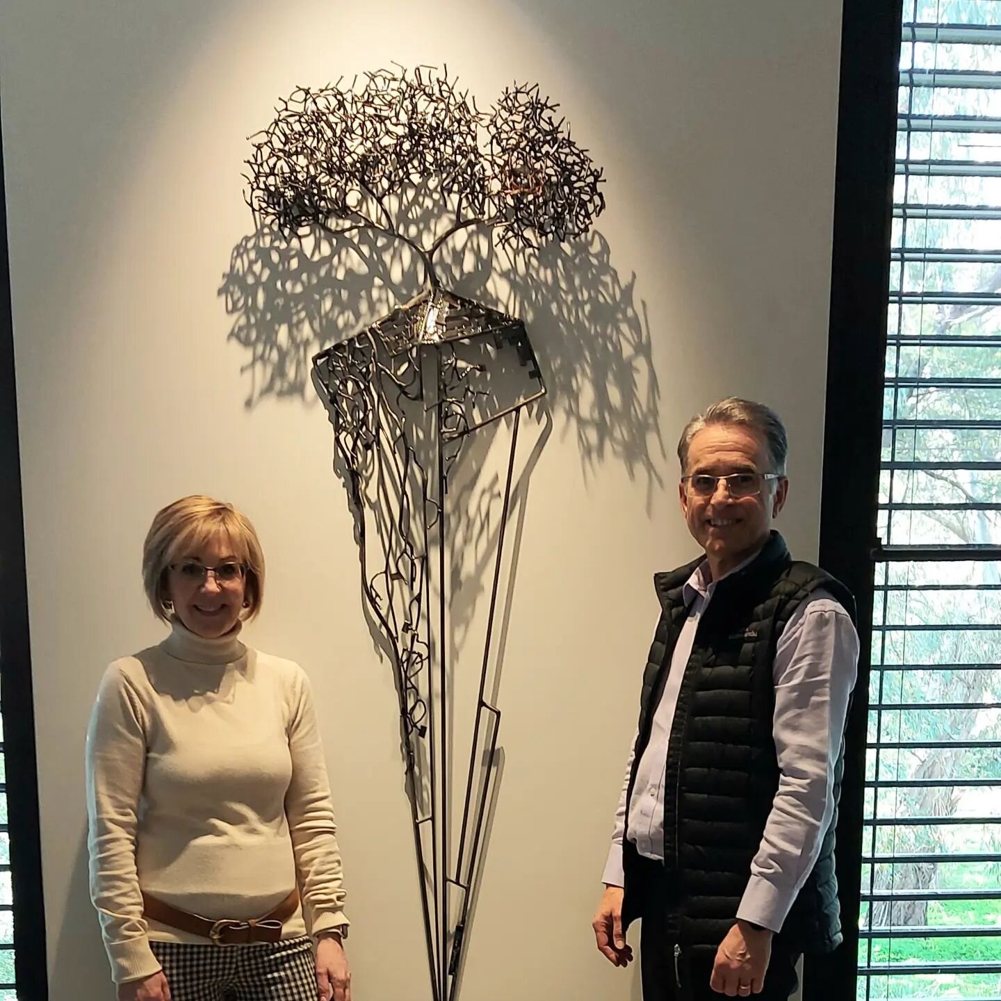 It's very satisfying to meet or go beyond what your clients expectations  were. We are all delighted  with the outcome. Thank you to these two lovely people for entrusting me with this sculpture. #bespoke #privatecommissions
#interiordesign #shadows 