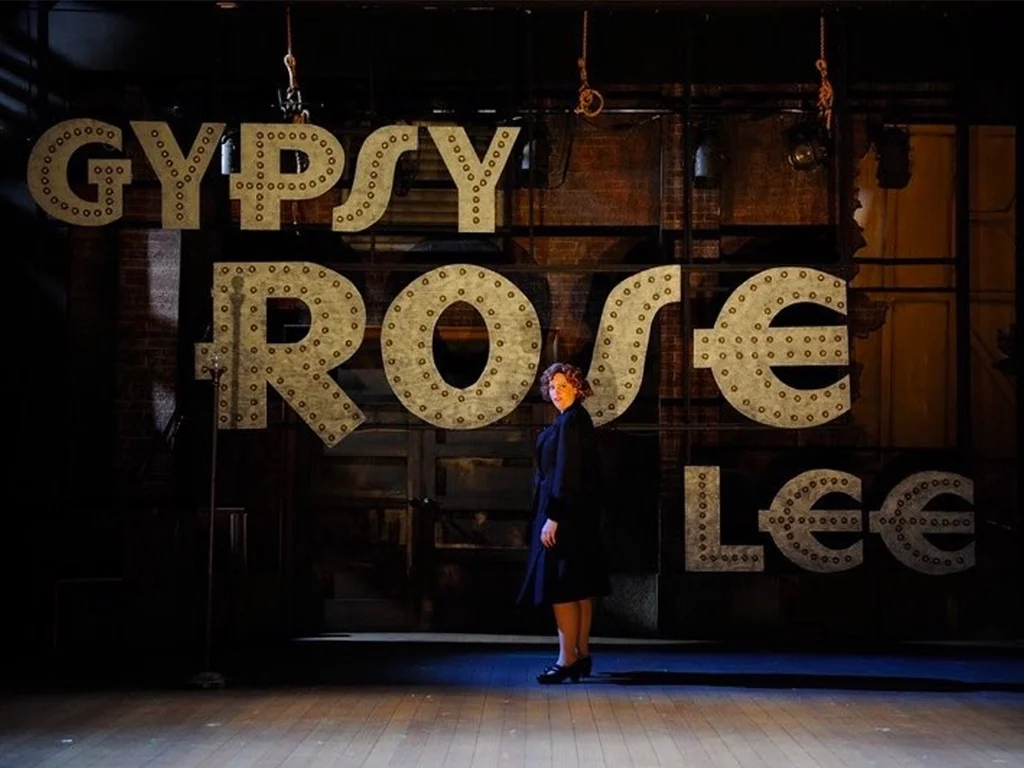 GYPSY - OCEAN STATE THEATRE COMPANY, 2015 DIRECTOR: RUSSELL GARRETT COSTUME DESIGNER: BRIAN HORTON LIGHTING DESIGNER: SHAWN IRISH