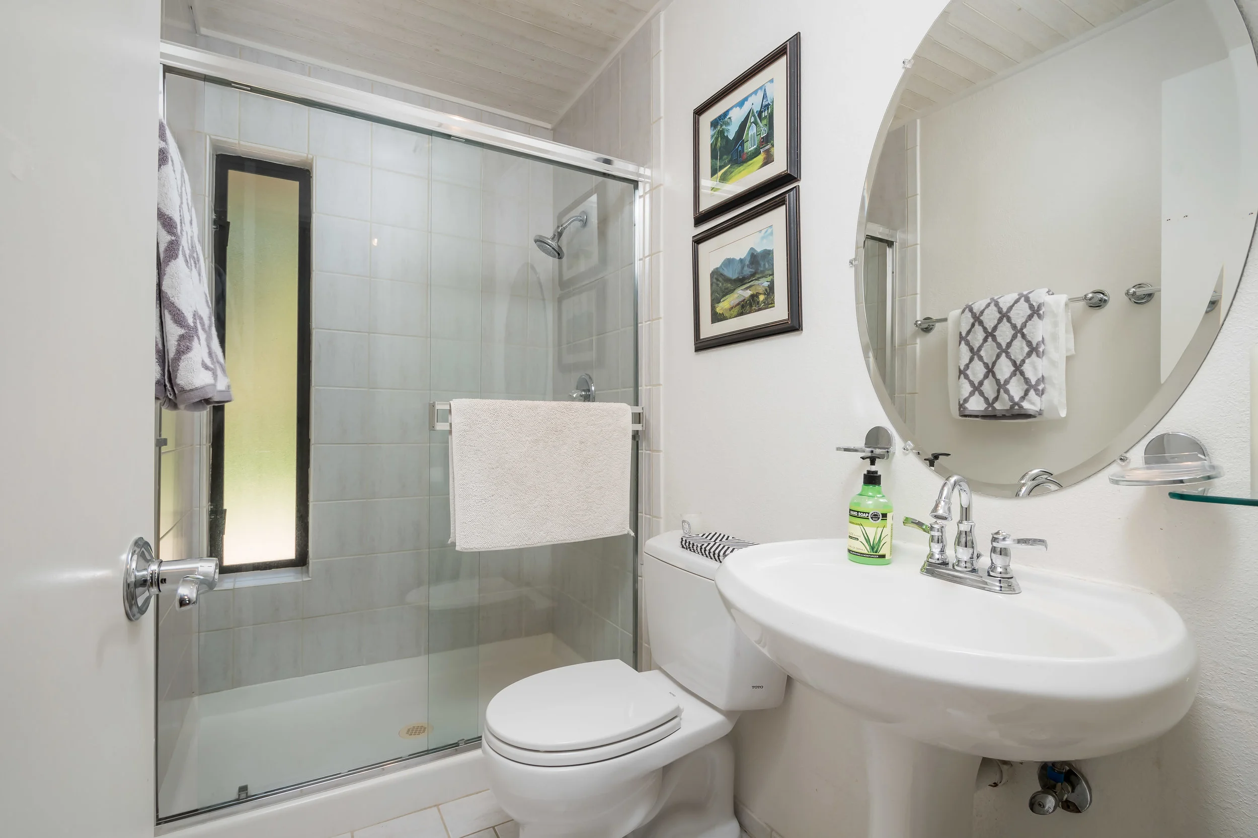 1521_winding_way_MLS_HID1147479_ROOMbathroom.jpg