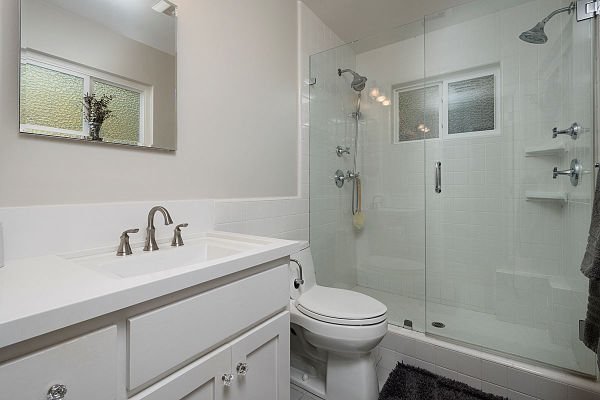 masterbathroom_1200.jpg