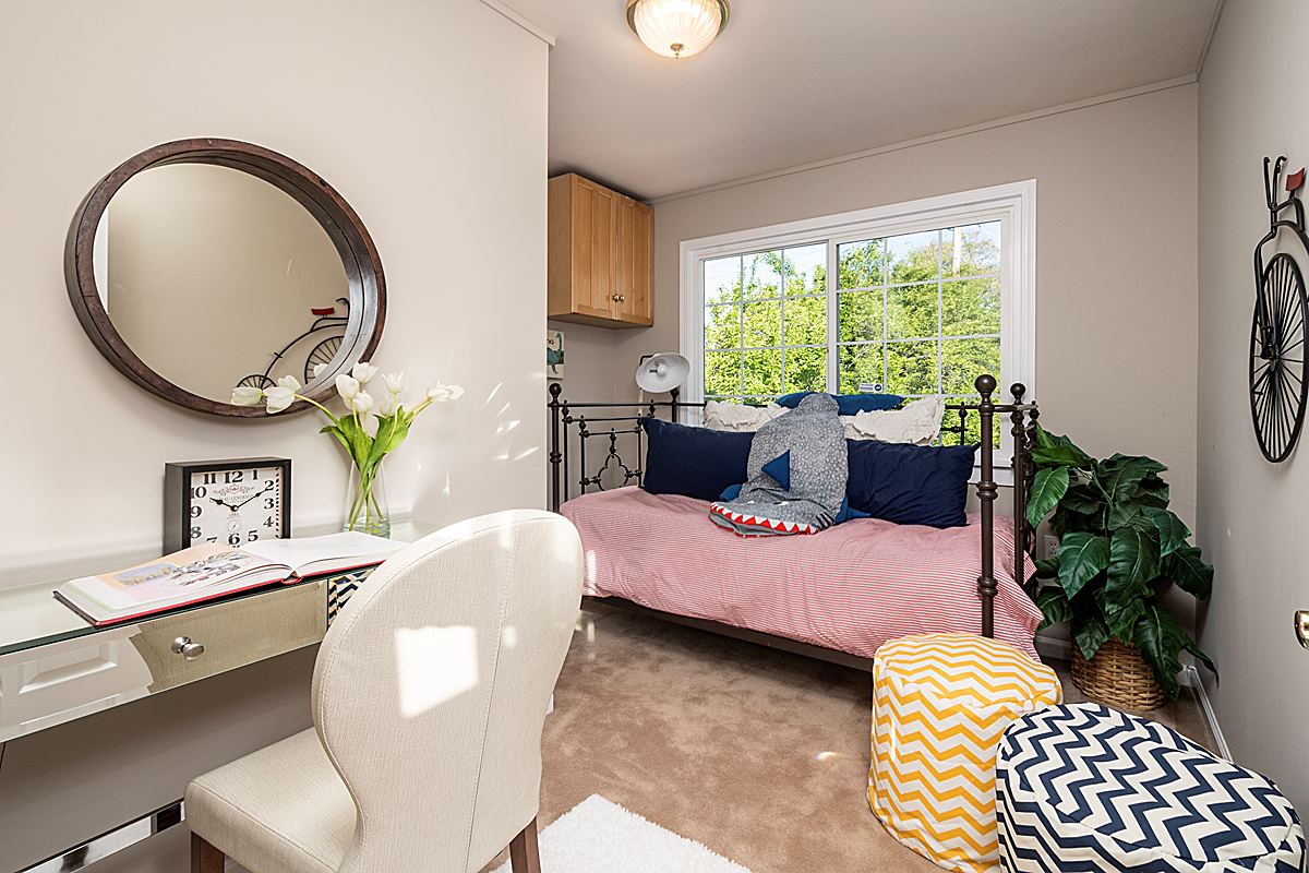 bedroom_1200.jpg