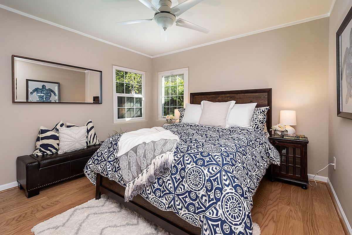 bedroom2_1200.jpg