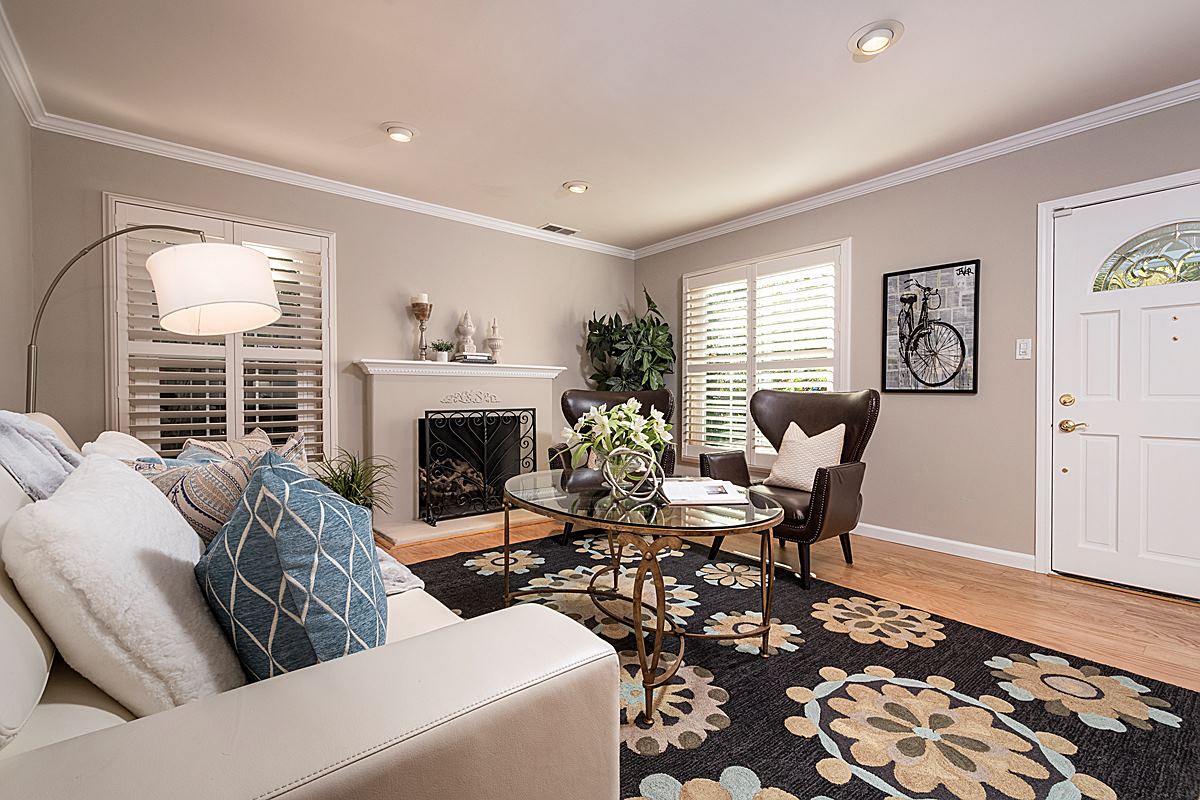 livingroom_1200.jpg