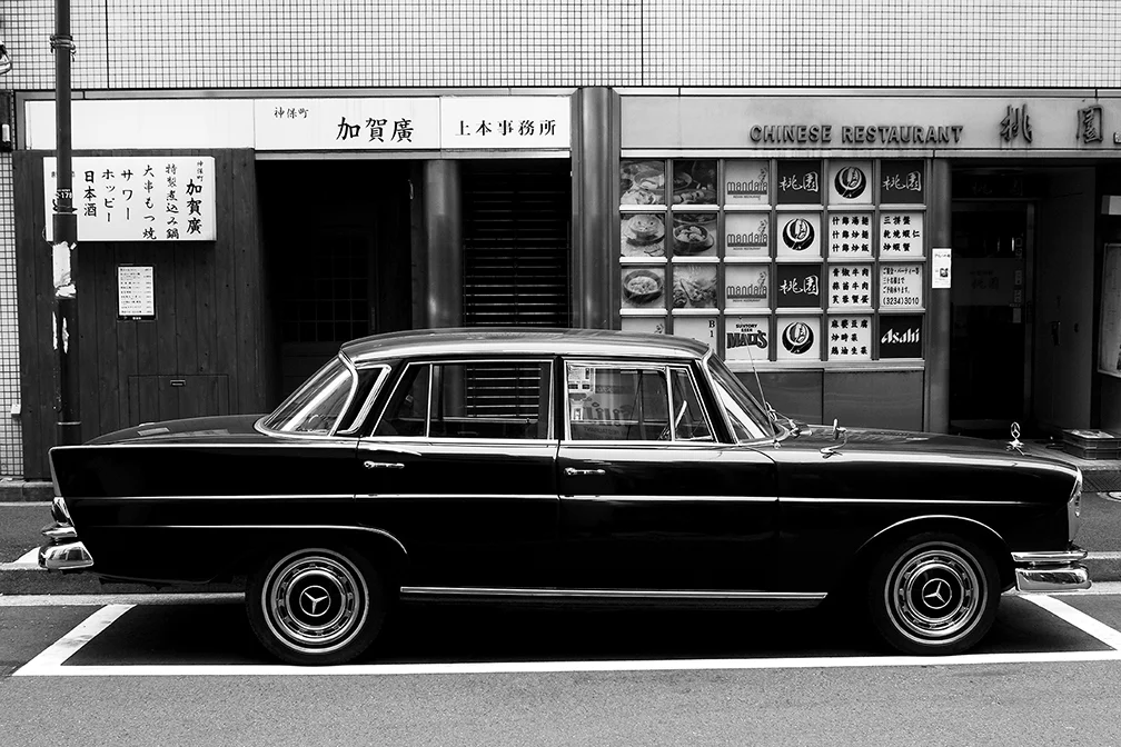 Classic Benz web 14x9.jpg