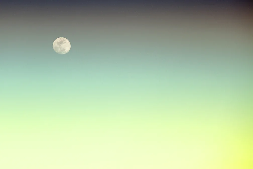 MOON 3 Web 14x9.jpg