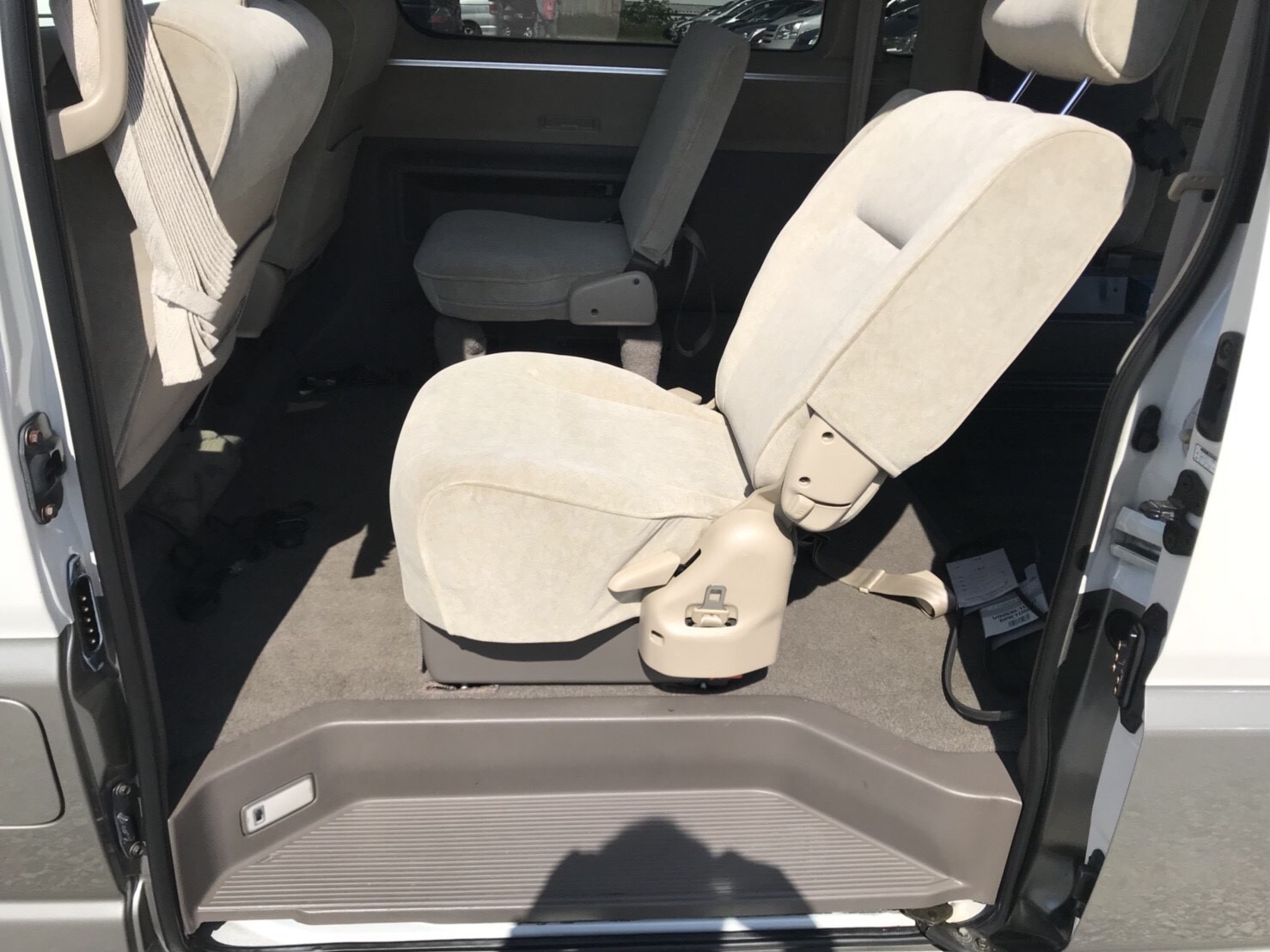 modelista-rear-seats.jpg