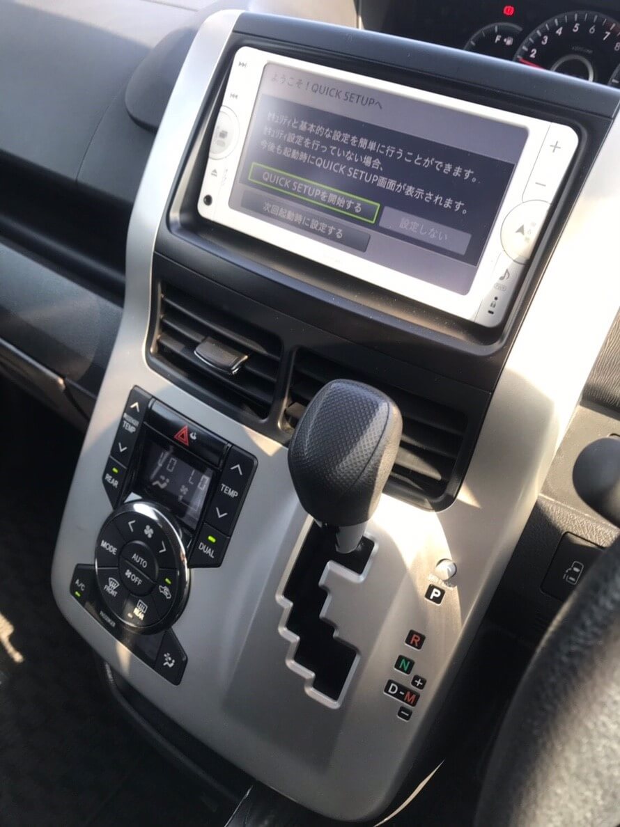 toyota-zrr70-dash.jpg