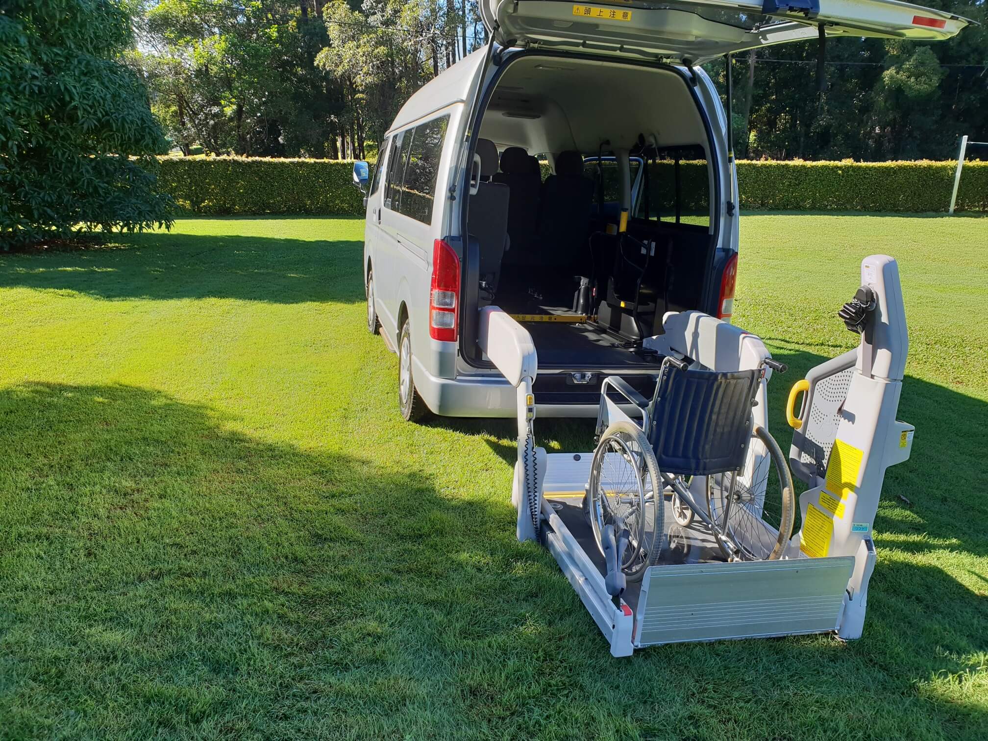 hiace-lift.jpg