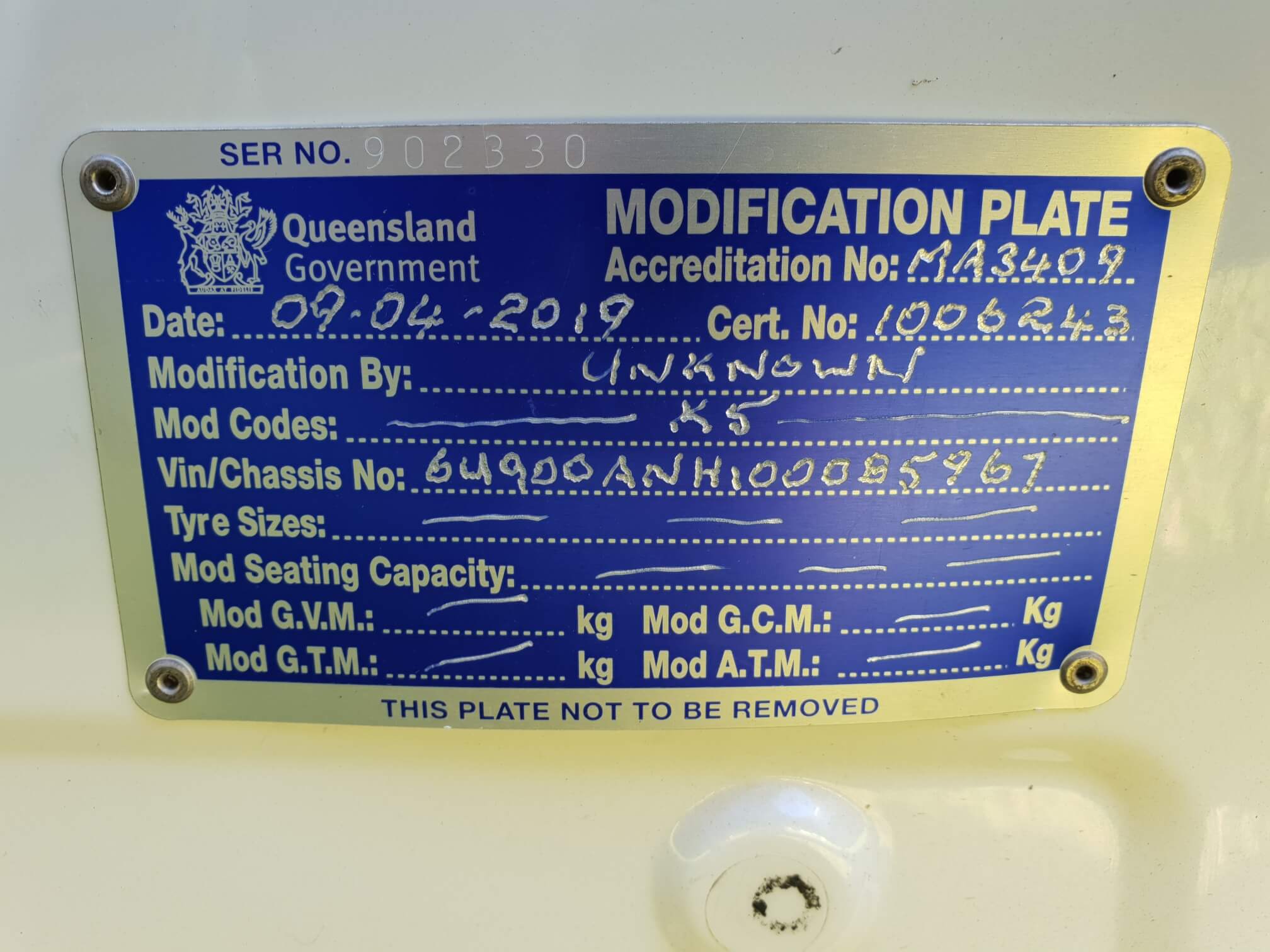 alphard-modplate.jpg