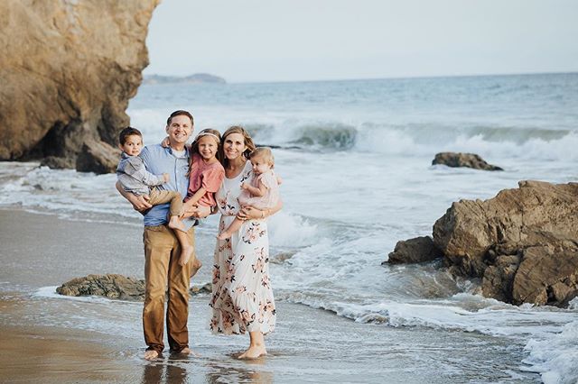 &bull;&bull;&bull; This gorgeous family moved to California a few years ago and they have truly soaked in the California life! (figuratively and literally 🌊📸😄) Naturally a beach session was a must. &bull;&bull;&bull; If you could take pictures any