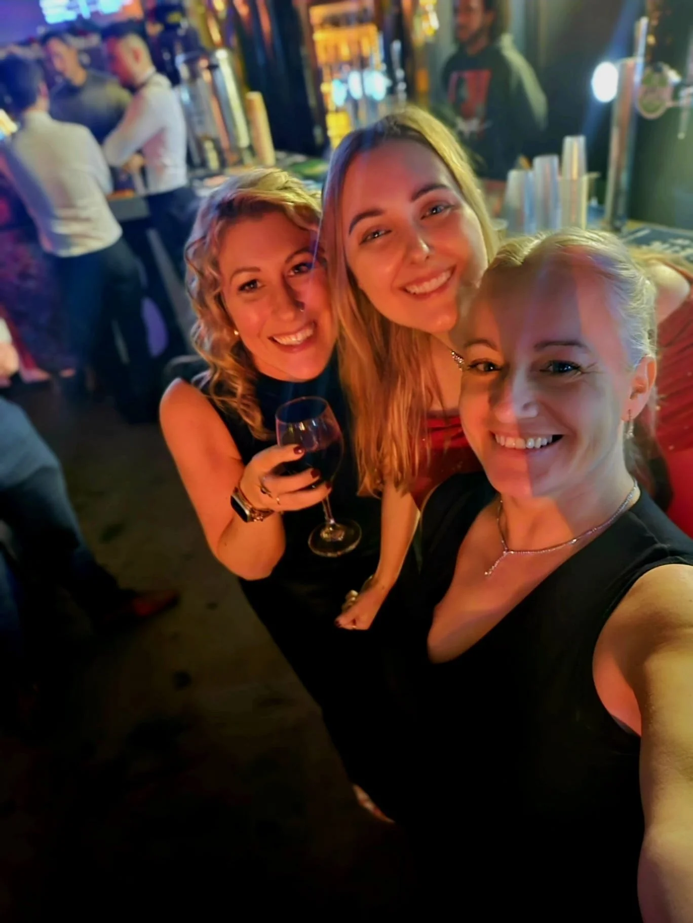 What a week! 

Huge congrats to old clients (and superstar accountants keeping me in line with HMRC) - @gravitate.digital for a win at @unltdbusiness awards at @peddlerevents last night.

Special mentions to @sheafcreative @roryfinch @madetomoveuk @t