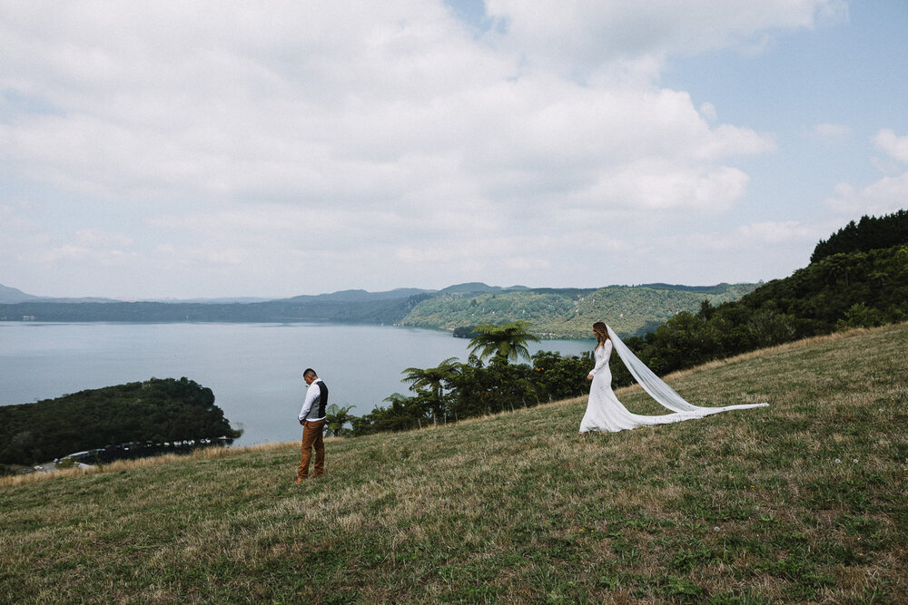 black_barn_tuahiwi_rotorua_lake_tarawera_wedding_photos