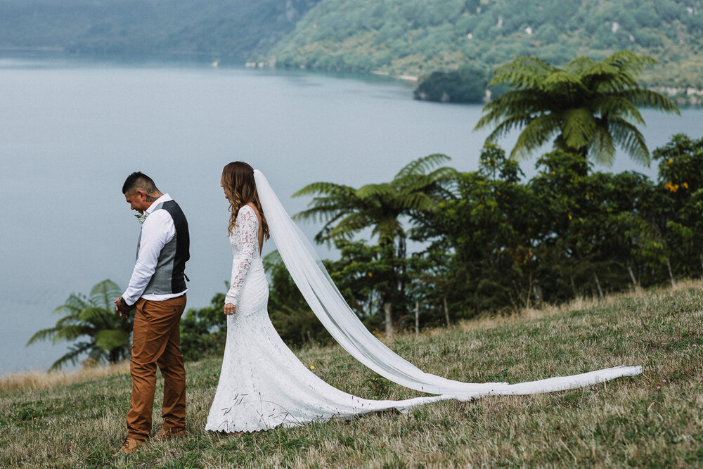 black_barn_tuahiwi_rotorua_lake_tarawera_wedding_photos-1065.jpg