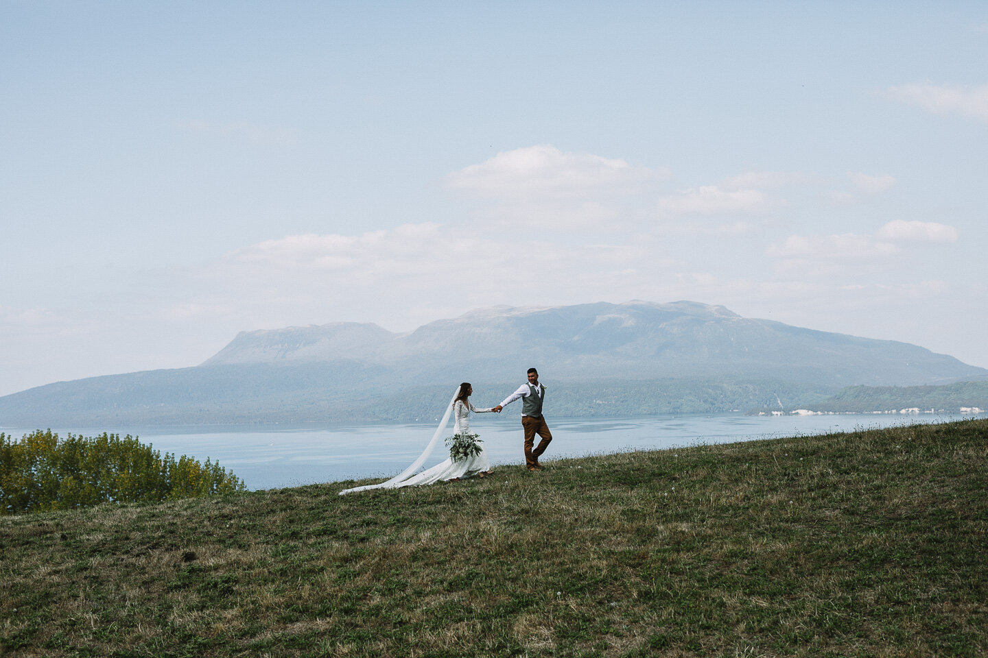 black_barn_tuahiwi_rotorua_lake_tarawera_wedding_photos-1106.jpg