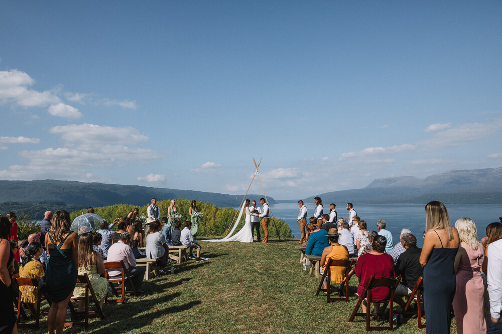 black_barn_tuahiwi_rotorua_lake_tarawera_wedding_photos