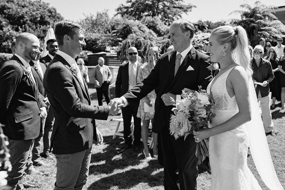 te_moenga_lodge_taupo_acacia_bay_wedding_photos-1071.jpg