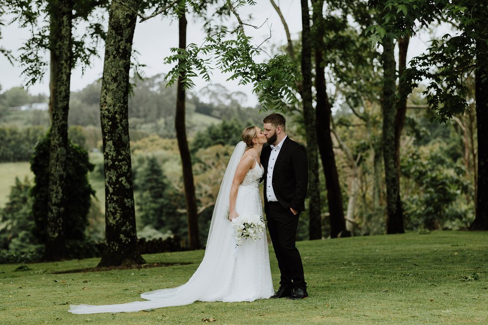 black-walnut-wedding-photos-tauranga-whakamarama-1177.jpg