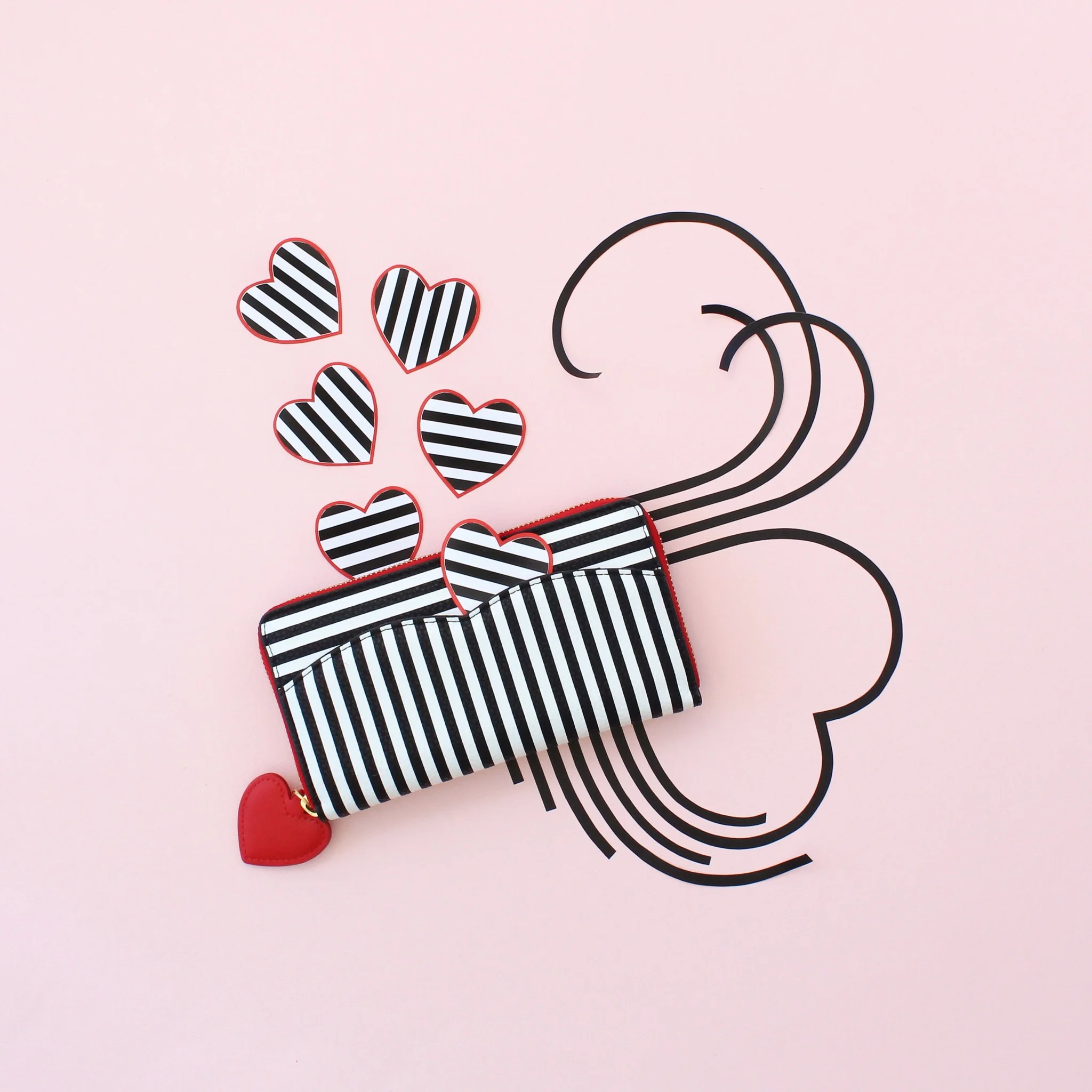  Optical purse play for Lulu Guiness 