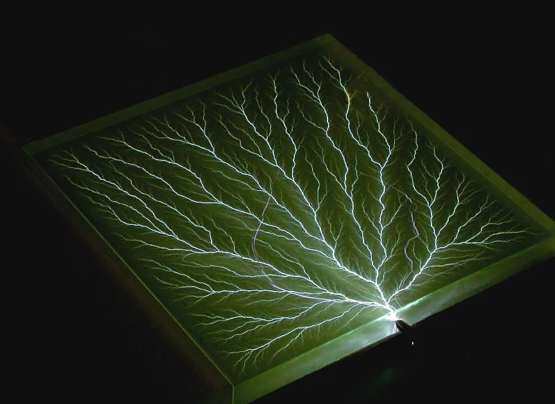 12" block - Captured Lightning scupture (Image courtesy of Theodore Gray)