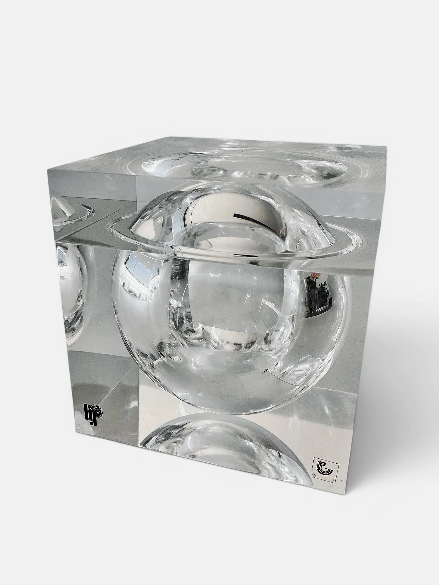 Bombo, Alessandro Albrizzi, Studio TG, Guzzini