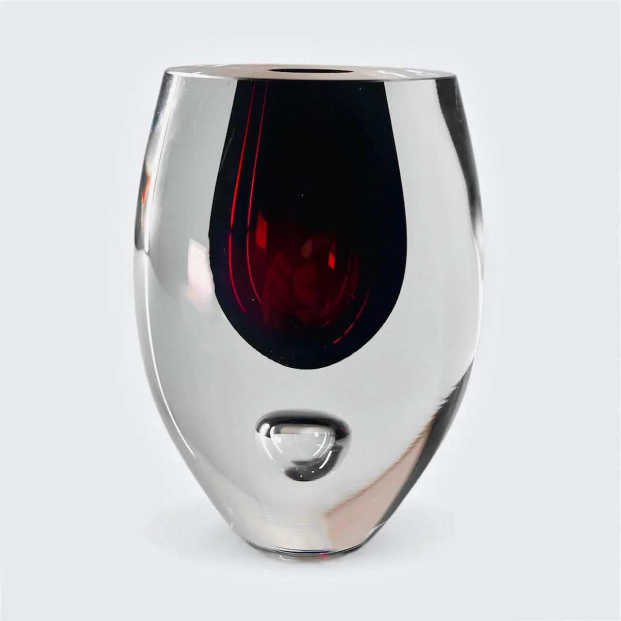 Stunning Czech art glass vase, Jeronim Tišljar, Beránek