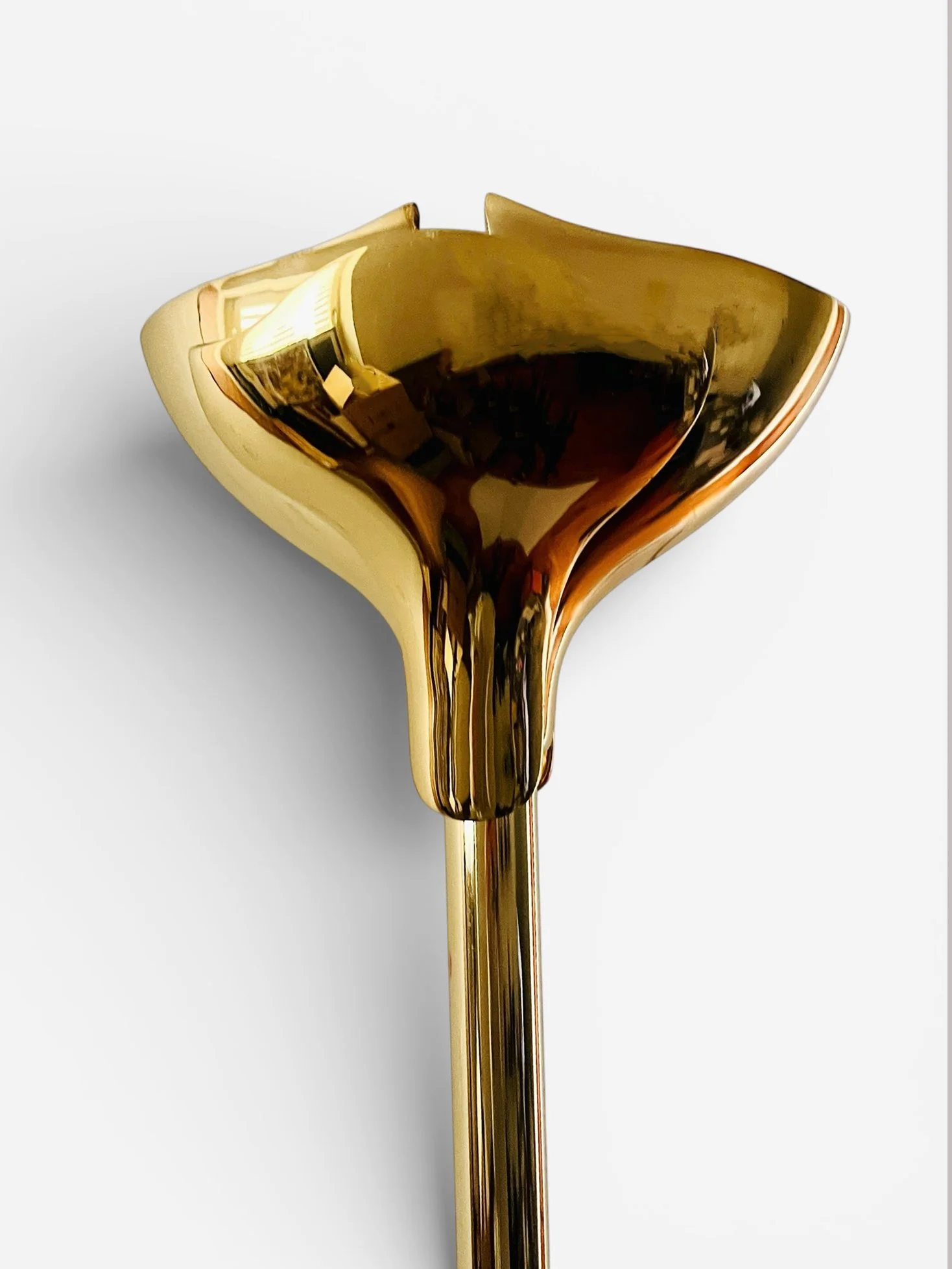 Italian design floor lamp in brass by Gianfranco Frattini, 1980's