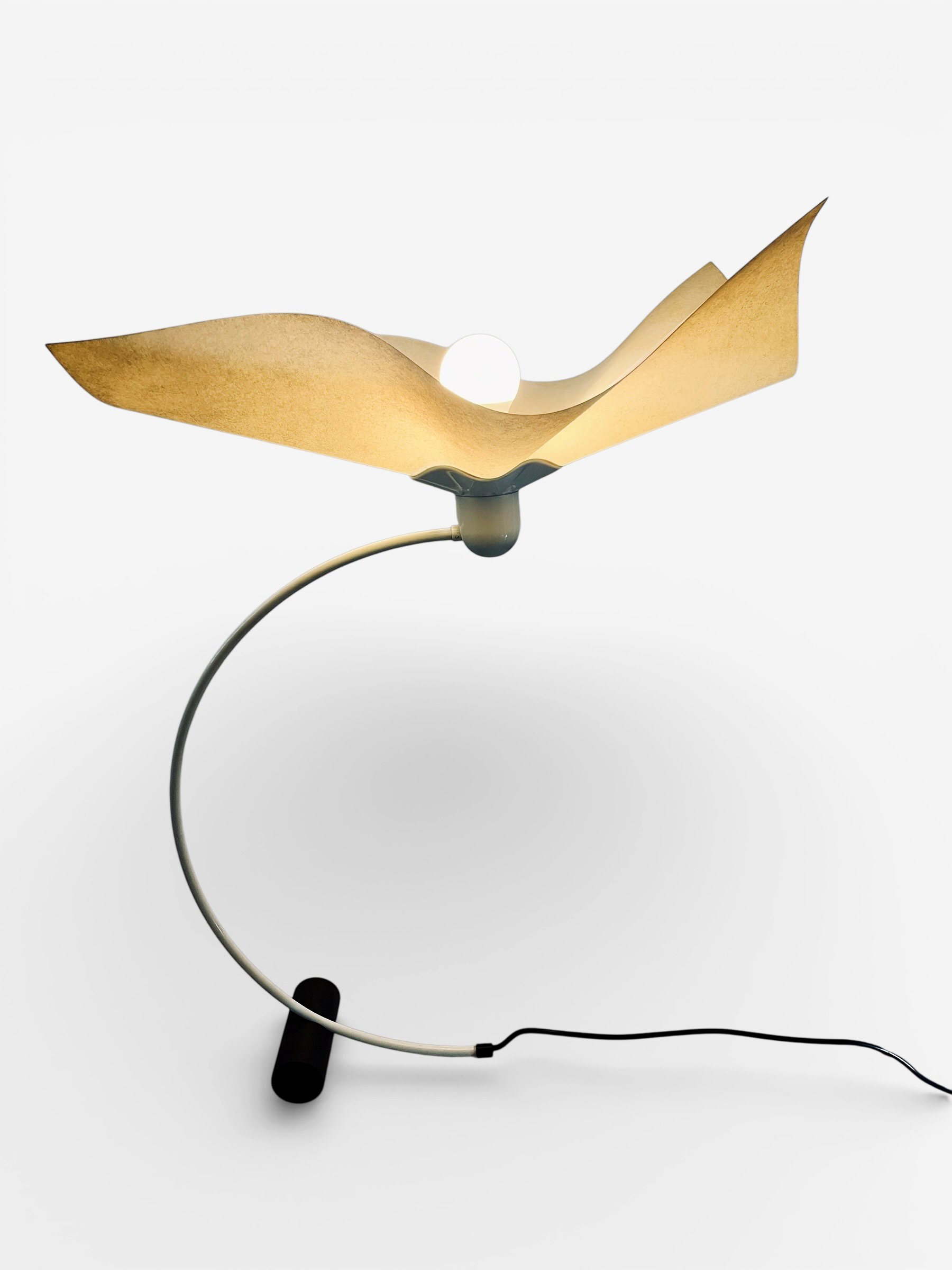 Area curva, Mario Bellini, Artemide, Italy, italian design lamp