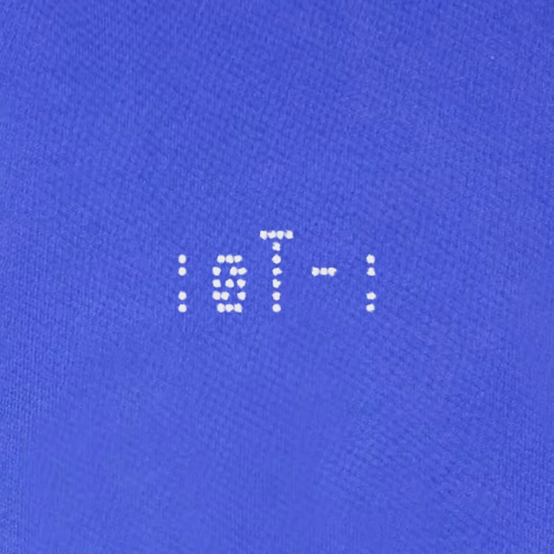 02_BLINKY_Blue.jpg