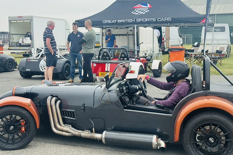 GBS - Track Day What a Fantastic (and Hot) Day at Blyton Park with the Zeros!....