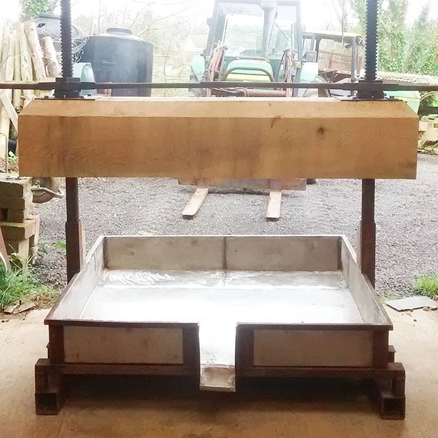 Pretty much there! All but a few lengths of size critical bits of steel for the frame are recycled including the stainless for the tray. The timber for the summer beam came out of the hedge up by the yard.  The screws are originally from an old press