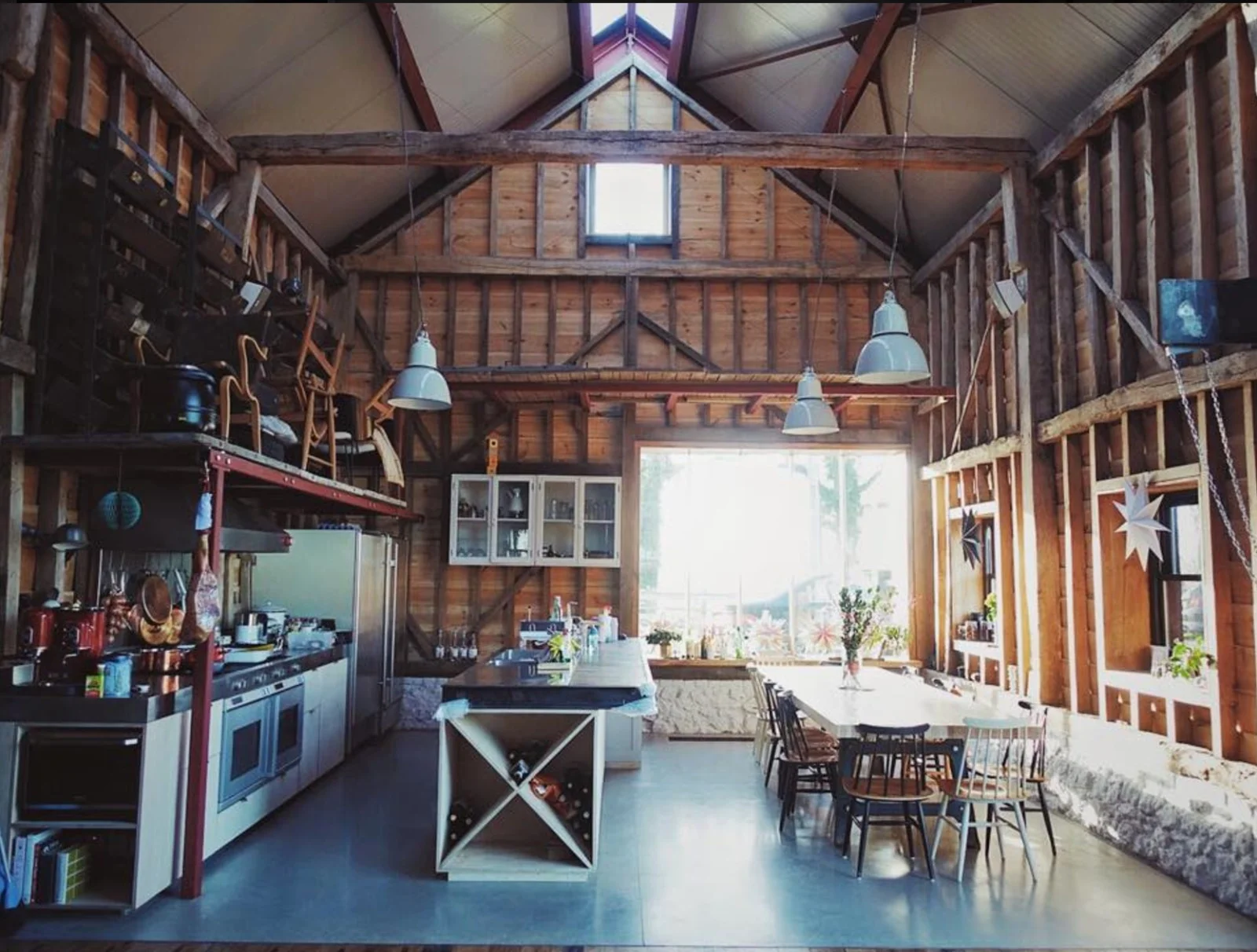 I can't take the credit for this pic, thanks to Luke Atkinson for capturing this space in all it's glory and sharing with me