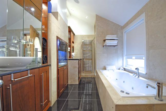 The 90's called and wants it's bathroom back
