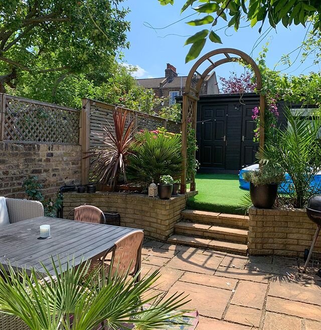 Before &amp; After - Our garden snapped in a brief moment of calm on Friday before Raf had two mates round for a pool party 😎 It&rsquo;s not the biggest or the flashiest but it&rsquo;s been a lifesaver for us during lockdown and I&rsquo;m really pro