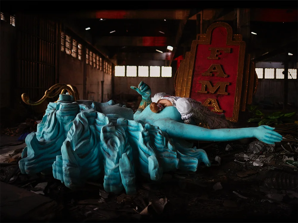 O ESCÂNDALO DA MORTE (Le scandale de la mort) - 2016 digital photography 94 x 121,4 cm / ed.5