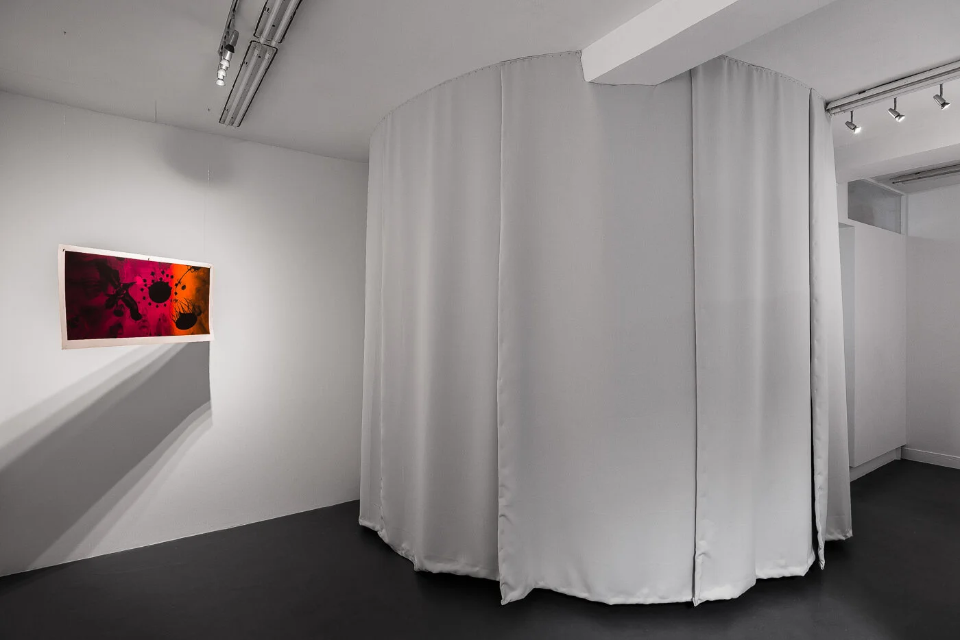 J’entends soudain des battements d’ailes - 2018 galerie Sator, Paris © Grégory Copitet